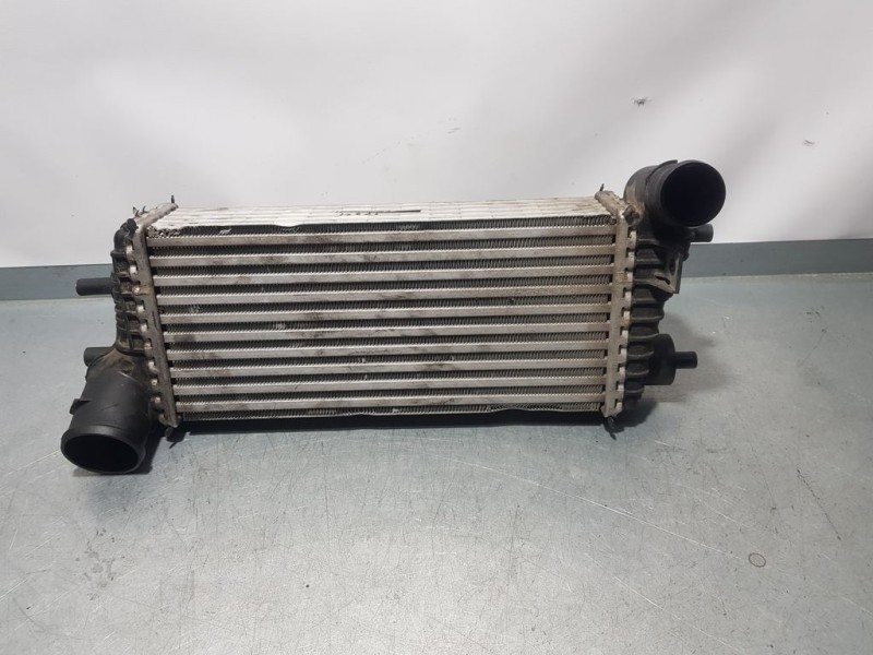 Recambio de intercooler para ford focus lim. (cb8) trend referencia OEM IAM BV619L440CE Y2488004 FOMOCO