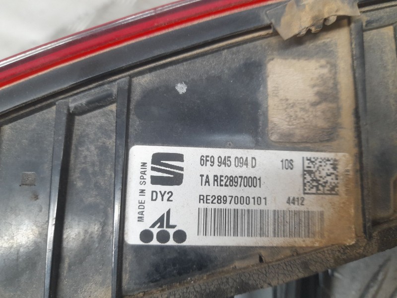 Recambio de piloto trasero derecho para seat arona style edition referencia OEM IAM RE2897000101 AL 6F9945094D