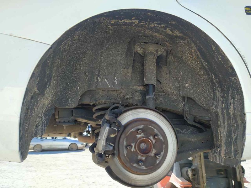 Recambio de plastico pase rueda tras. dch. para lexus es 300h referencia OEM IAM 6563733120  