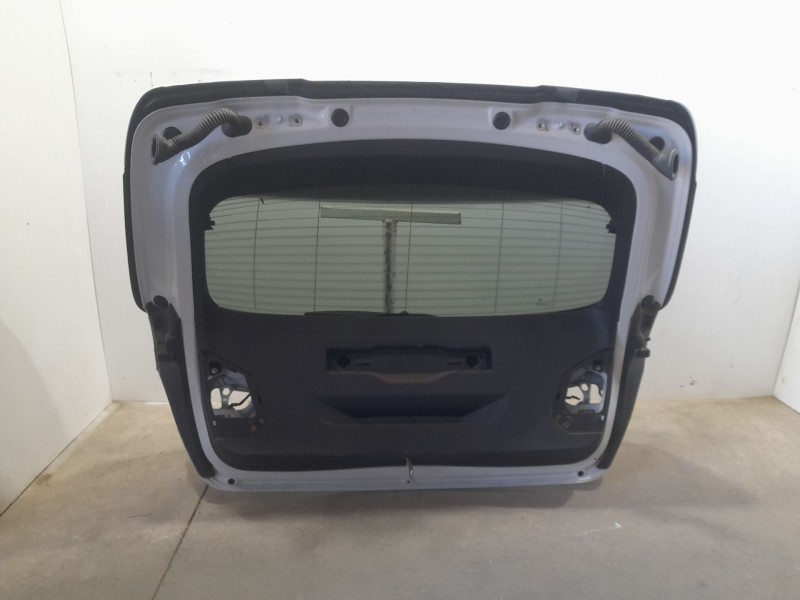 Recambio de porton trasero para bmw serie 1 lim. (f40) 118d referencia OEM IAM 41009627390 LIMPIA MONTADO EN PUERTA 