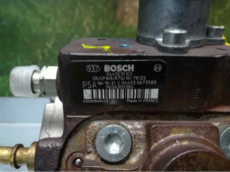 Recambio de bomba inyeccion para peugeot 1007 1.4 hdi referencia OEM IAM 9656300380 0445010102 BOSCH