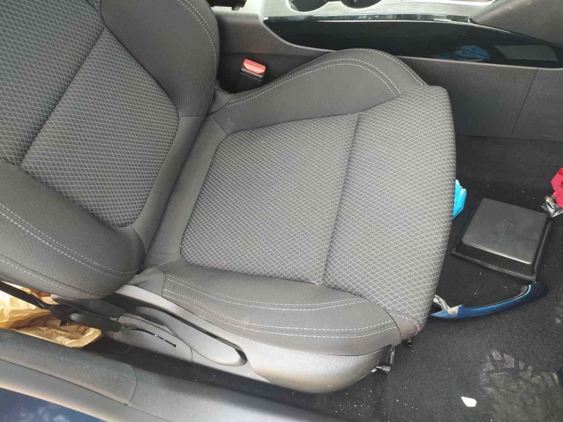 Recambio de asiento delantero derecho para renault talisman executive referencia OEM IAM   C/ AIRBAG