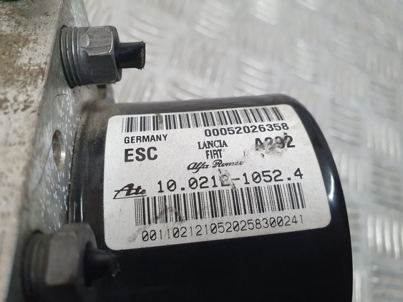 Recambio de abs para opel combo d cargo l2h1 2,4t referencia OEM IAM 52026358 10021210524 ATE