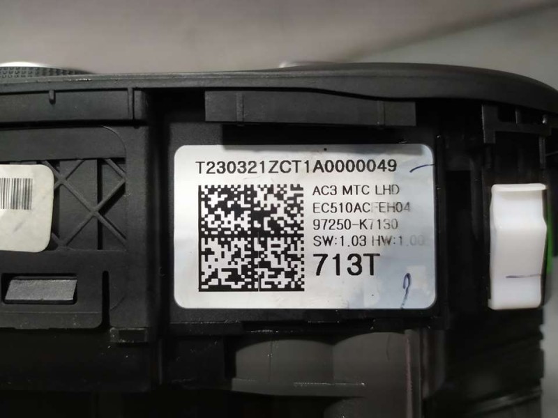Recambio de mando calefaccion / aire acondicionado para hyundai i10 (ac3) essence referencia OEM IAM 97250K7130 97250 