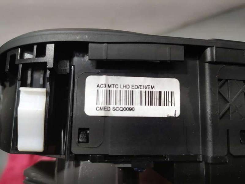 Recambio de mando calefaccion / aire acondicionado para hyundai i10 (ac3) essence referencia OEM IAM 97250K7130 97250 