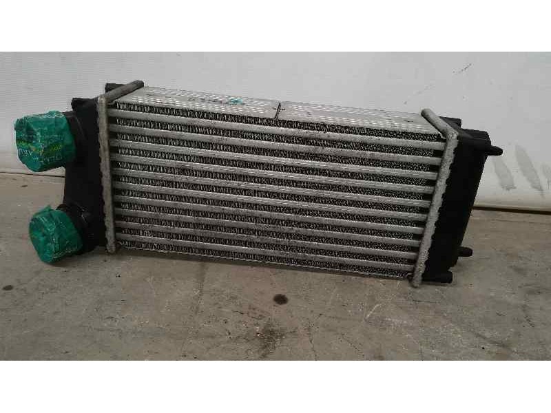 Recambio de intercooler para citroën c4 berlina collection referencia OEM IAM 876923JF 9648551880 VALEO