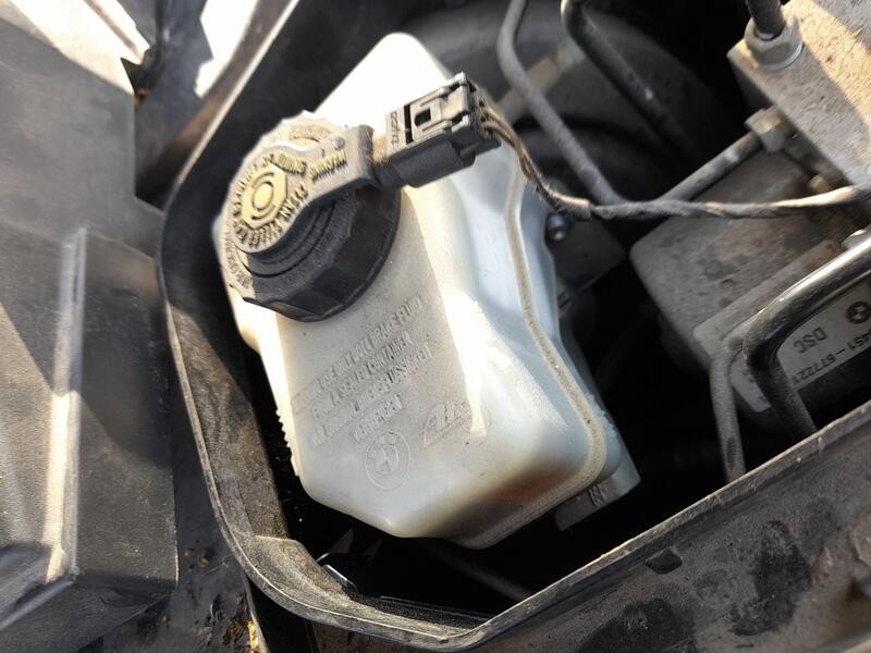 Recambio de bomba freno para bmw 3 (e90) 318 i referencia OEM IAM   