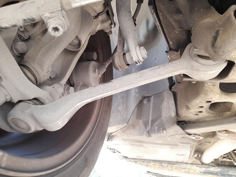 Recambio de brazo suspension inferior delantero derecho para bmw 3 (e90) 318 i referencia OEM IAM  INFERIOR 