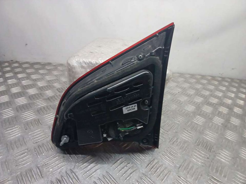 Recambio de piloto trasero izquierdo para opel meriva b selective referencia OEM IAM 13372310  INTERIOR