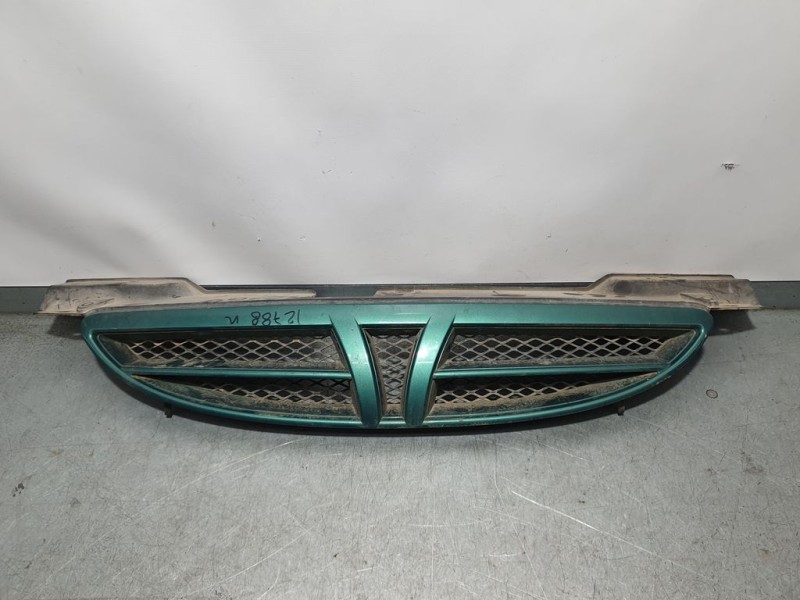 Recambio de rejilla delantera para daewoo kalos 1.4 sr referencia OEM IAM   