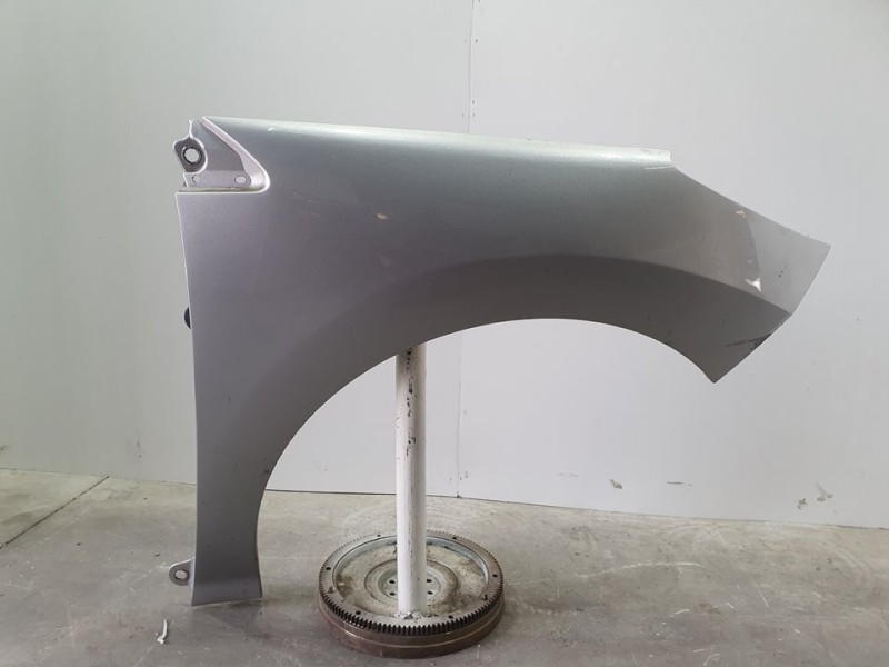 Recambio de aleta delantera derecha para peugeot 308 sport referencia OEM IAM 7841Y1  TOCADA