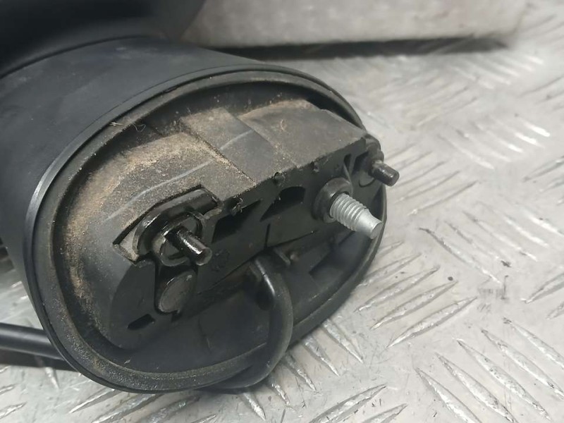 Recambio de retrovisor izquierdo para opel meriva b selective referencia OEM IAM 13316062  ELECTRICO Y TOCADO