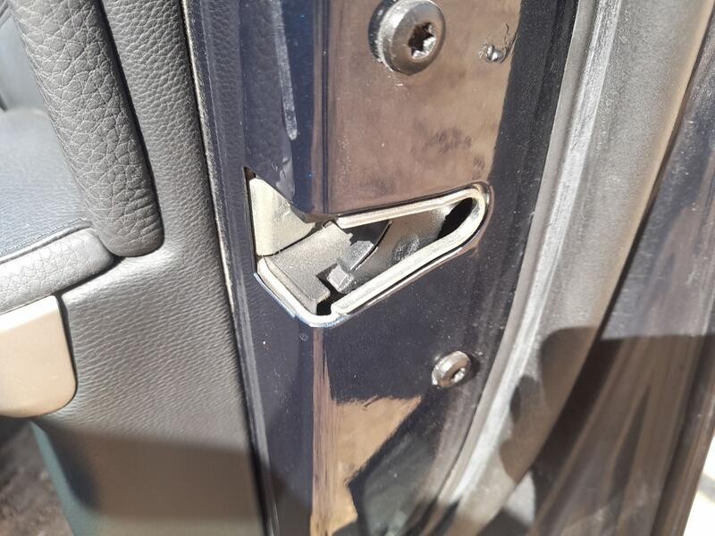 Recambio de cerradura puerta delantera derecha para bmw 3 (e90) 318 i referencia OEM IAM   