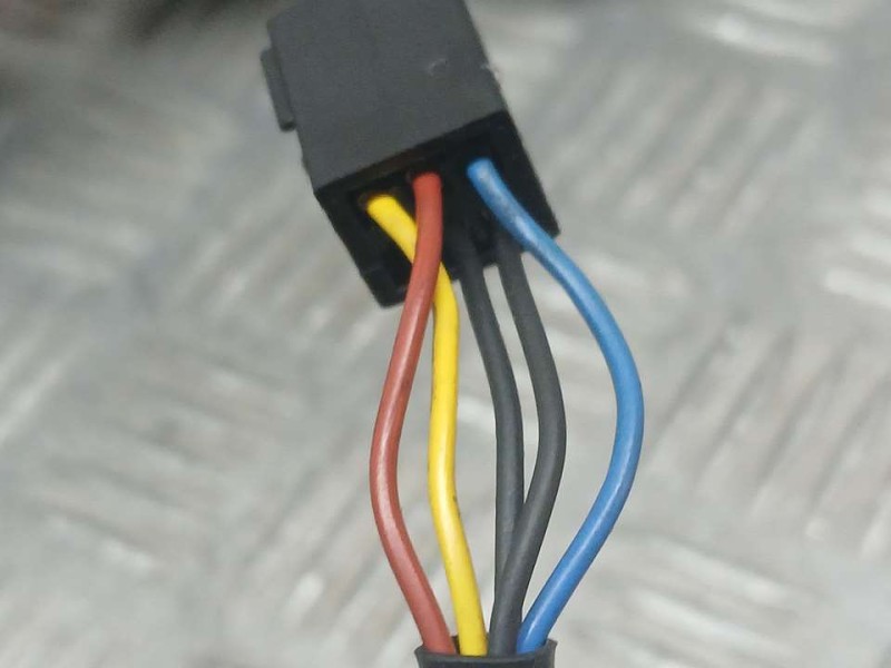 Recambio de retrovisor izquierdo para opel meriva b selective referencia OEM IAM 13316062  ELECTRICO Y TOCADO