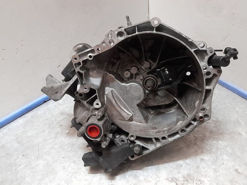 Recambio de caja cambios para citroën c4 lim. white attraction referencia OEM IAM 20DP72 5647634 5VELOCIDADES