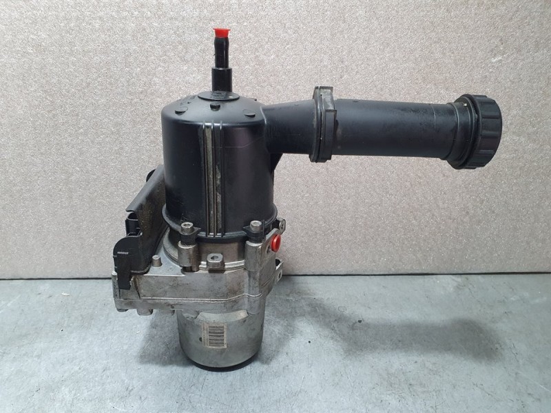 Recambio de bomba direccion electrica para citroën c4 lim. seduction referencia OEM IAM 9676740380  