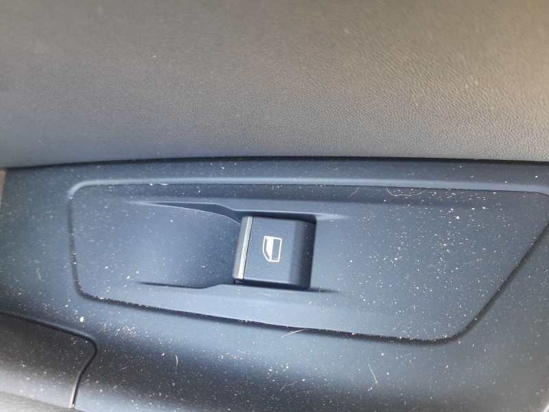 Recambio de mando elevalunas trasero derecho para peugeot 508 sw ii (fc_, fj_, f4_) 2.0 bluehdi 160 referencia OEM IAM 98220313Z