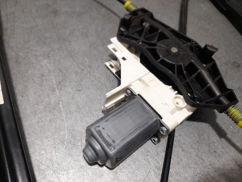 Recambio de elevalunas trasero derecho para volkswagen sharan (7n1) advance bluemotion referencia OEM IAM 7N0843700F  ELECTRICO 