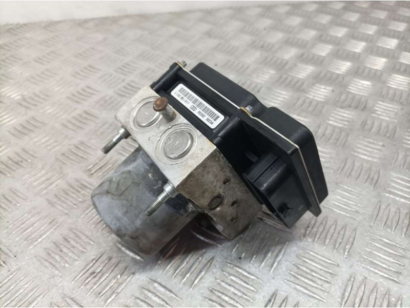 Recambio de abs para hyundai i30 classic referencia OEM IAM 589202R500 0265251576 BOSCH