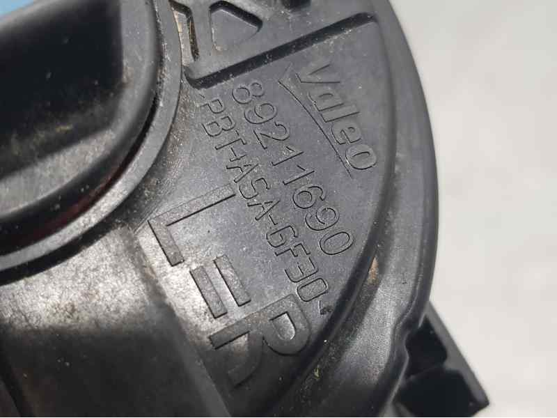 Recambio de faro antiniebla derecho para citroën berlingo live pack talla m referencia OEM IAM 9837817180 89211690 VALEO