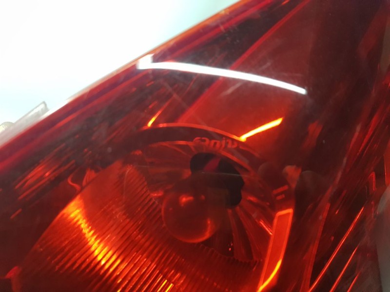 Recambio de piloto trasero derecho para peugeot 207 urban referencia OEM IAM 6351Y7  PLASTICO ARAÑADO