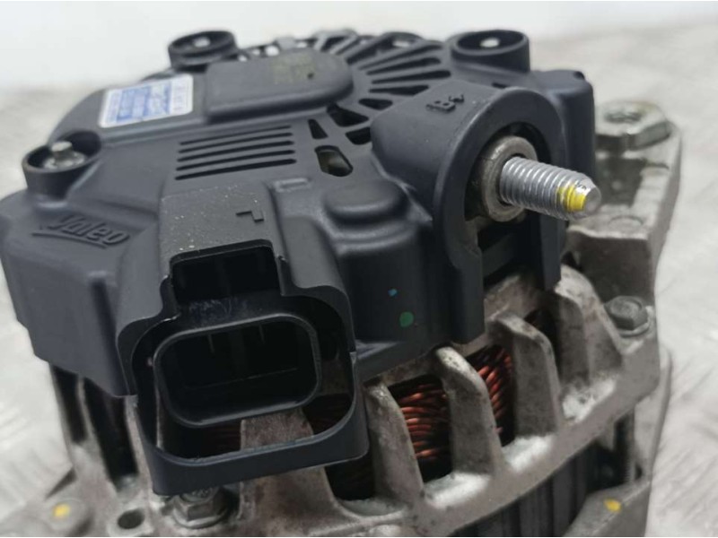 Recambio de alternador para hyundai i30 classic referencia OEM IAM 373002B101 2655447 VALEO