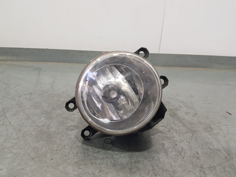 Recambio de faro antiniebla derecho para toyota prius (_w3_) 1.8 hybrid (zvw3_) referencia OEM IAM 812100W050  