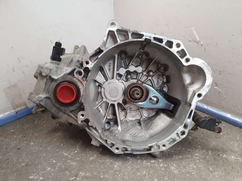 Recambio de caja cambios para hyundai i30 classic referencia OEM IAM TAJ5F 282704 5VELOCIDADES