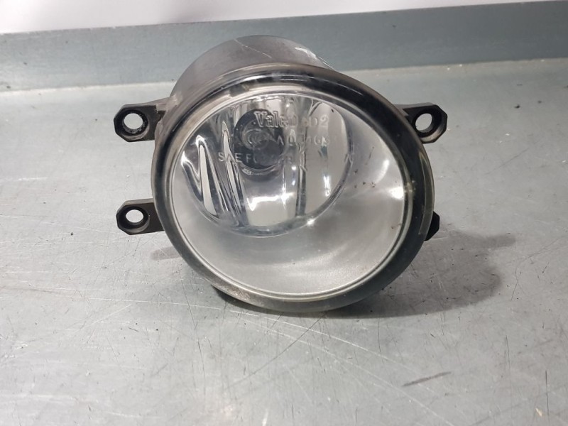 Recambio de faro antiniebla izquierdo para toyota yaris ts referencia OEM IAM 89210656  VALEO