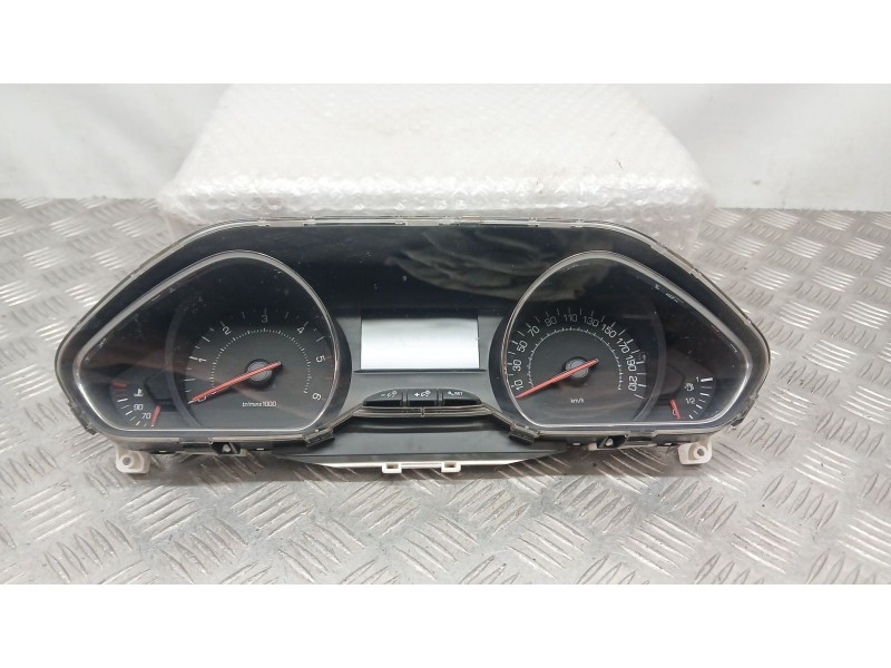 Recambio de cuadro instrumentos para peugeot 208 i (ca_, cc_) 1.6 hdi referencia OEM IAM 9805400480  SN10624