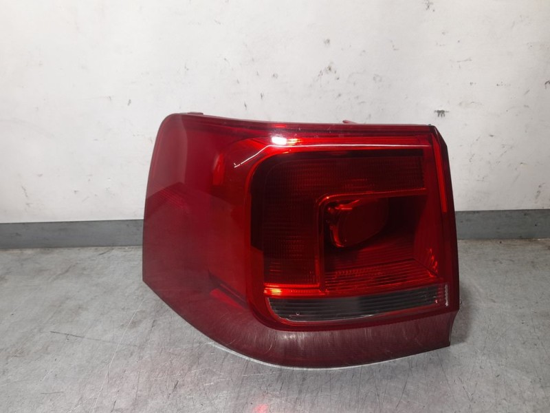 Recambio de piloto trasero izquierdo para volkswagen sharan (7n1) advance bluemotion referencia OEM IAM 7N0945095G VALEO 8950494