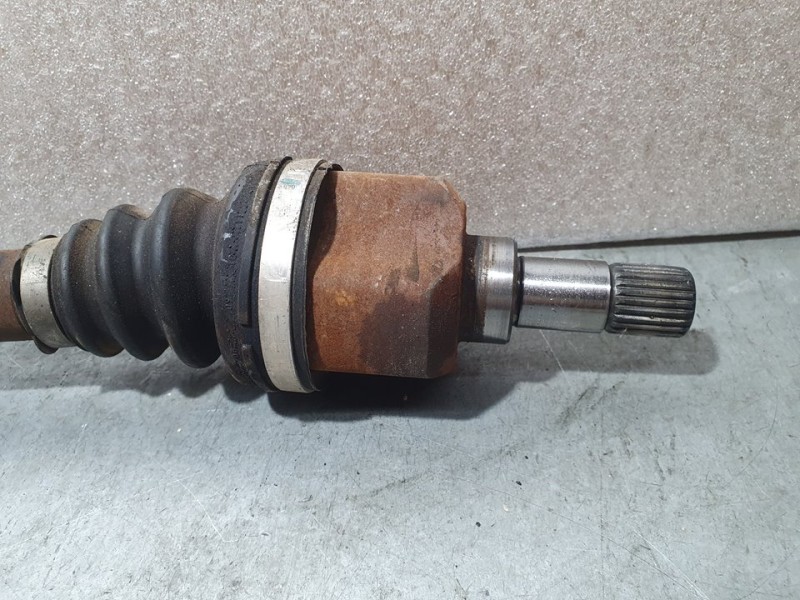 Recambio de transmision delantera izquierda para citroën c4 lim. seduction referencia OEM IAM 9656135280 8NN23 3883935