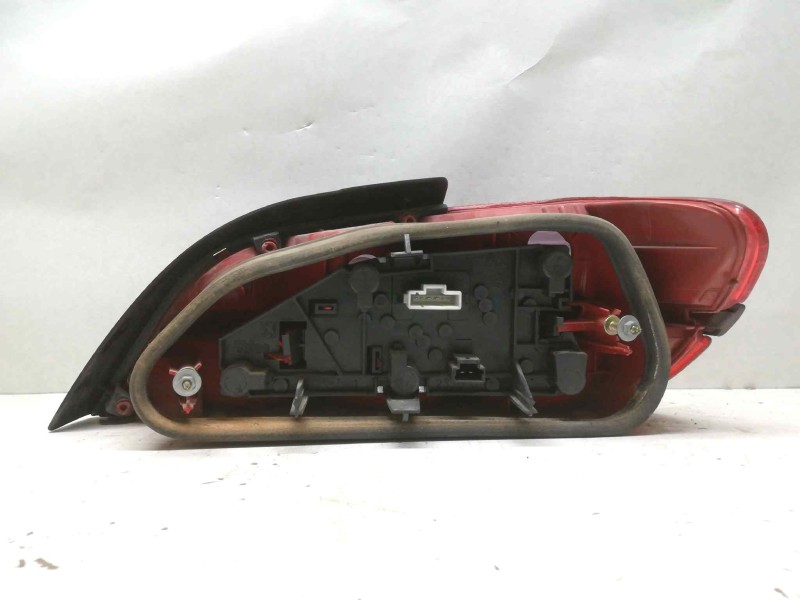 Recambio de piloto trasero izquierdo para peugeot 406 berlina (s1/s2) srdt referencia OEM IAM   