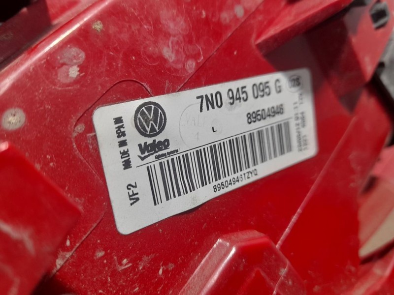 Recambio de piloto trasero izquierdo para volkswagen sharan (7n1) advance bluemotion referencia OEM IAM 7N0945095G VALEO 8950494