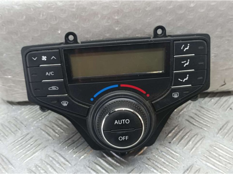 Recambio de mando climatizador para hyundai i30 classic referencia OEM IAM 972502R6004X  