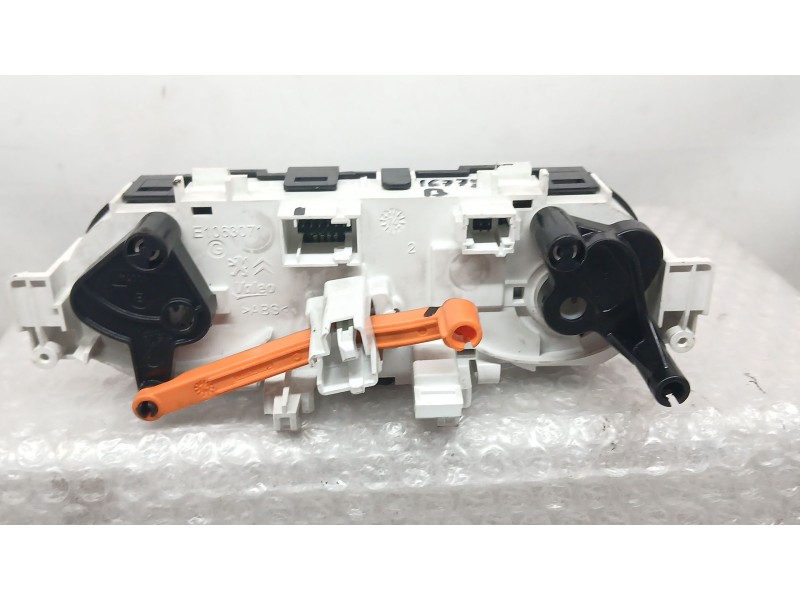 Recambio de mando calefaccion / aire acondicionado para peugeot 208 i (ca_, cc_) 1.6 hdi referencia OEM IAM 96722483ZD  T1013332