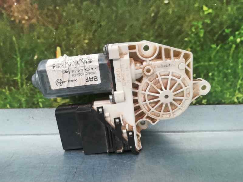 Recambio de motor elevalunas trasero derecho para seat leon (1p1) reference referencia OEM IAM 1K059704N 18 PINS 