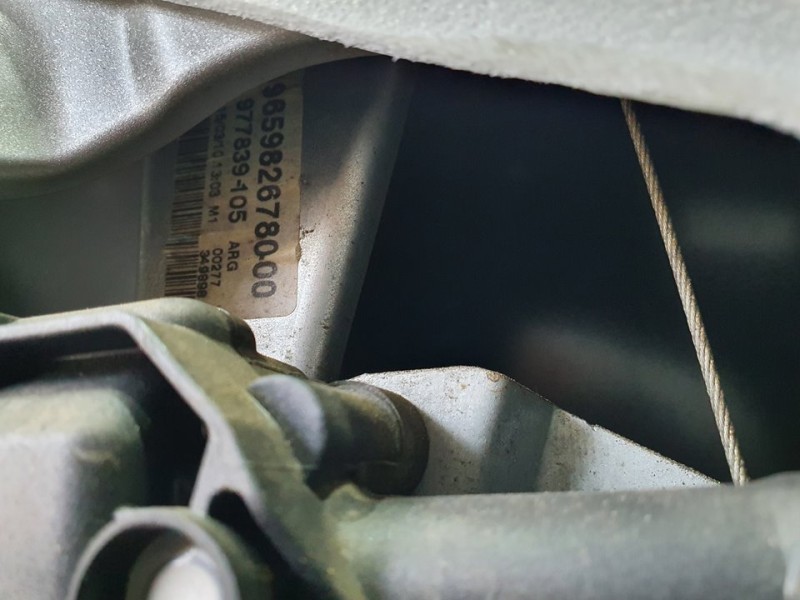 Recambio de elevalunas trasero izquierdo para peugeot 308 sport referencia OEM IAM 9659826780 977839105 ELECTRICO 6 PINES