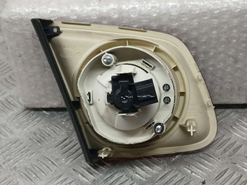 Recambio de piloto trasero derecho para volkswagen jetta (1k2) advance referencia OEM IAM 1K5945094  INTERIOR