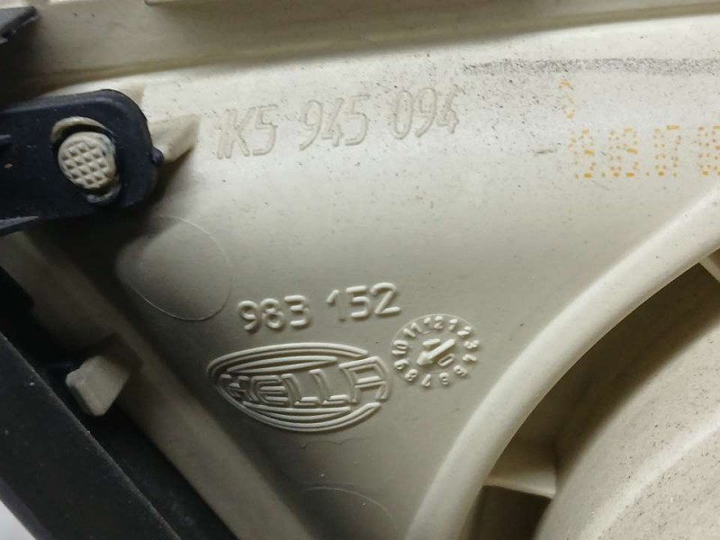 Recambio de piloto trasero derecho para volkswagen jetta (1k2) advance referencia OEM IAM 1K5945094  INTERIOR