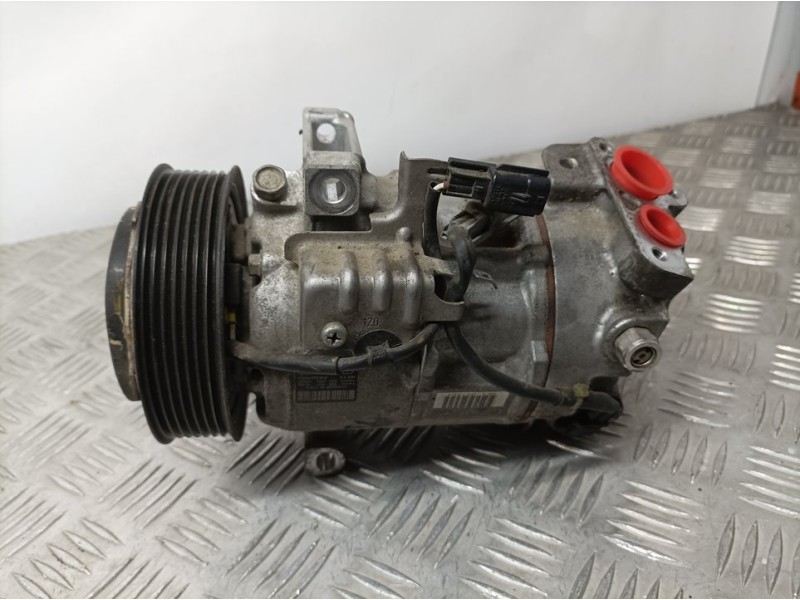Recambio de compresor aire acondicionado para renault kadjar zen referencia OEM IAM 926004EB0A 6SBH14C 
