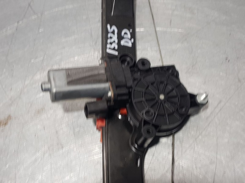 Recambio de elevalunas delantero derecho para fiat punto (evo) (199) mylife referencia OEM IAM 51895384  ELECTRICO 2 PINIS