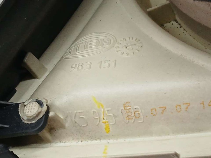 Recambio de piloto trasero izquierdo para volkswagen jetta (1k2) advance referencia OEM IAM 1K5945093  INTERIOR