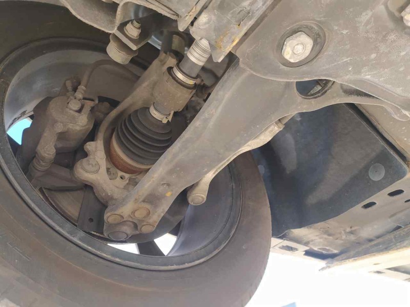 Recambio de brazo suspension inferior delantero derecho para renault talisman executive referencia OEM IAM 545043778R  