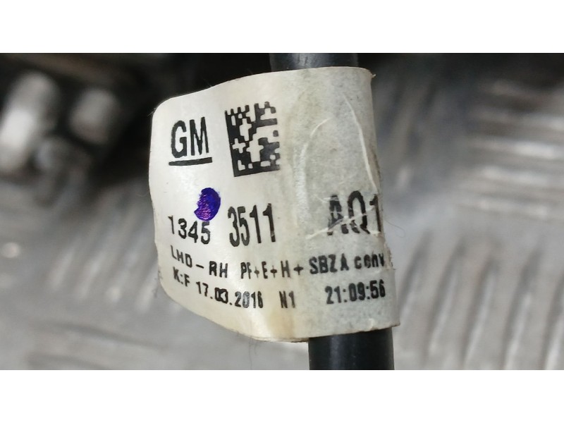 Recambio de retrovisor derecho para opel astra k (b16) 1.4 turbo (68) referencia OEM IAM 39111564 ELECTRICO 13453511