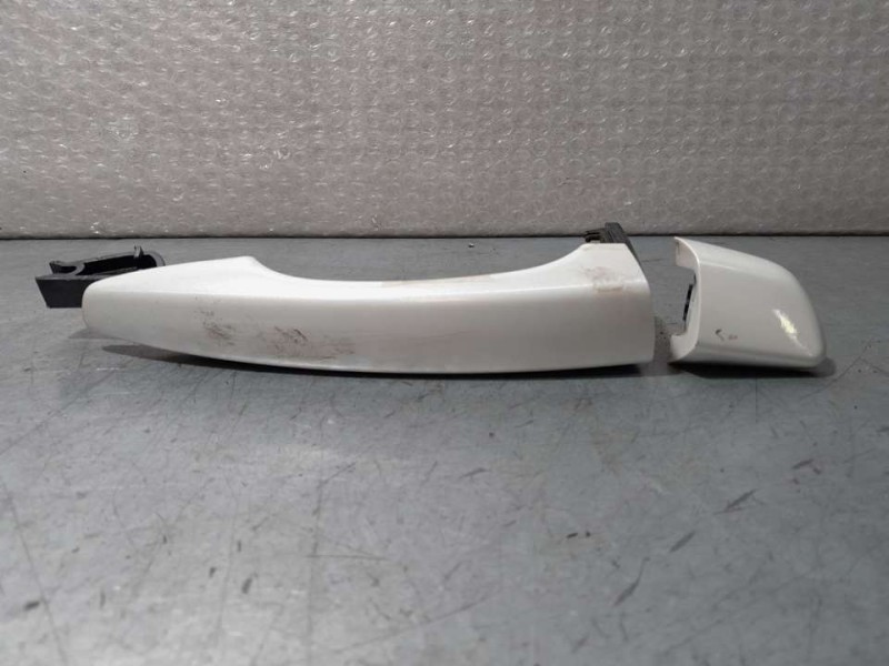 Recambio de maneta exterior trasera derecha para peugeot 3008 gt line referencia OEM IAM 980297821T  