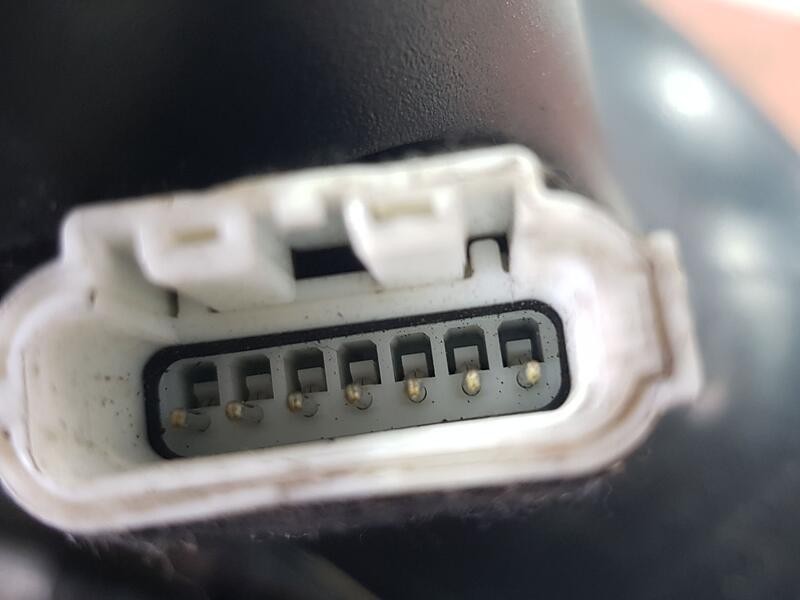 Recambio de retrovisor derecho para fiat nuova 500 (150) lounge referencia OEM IAM 735481646 7 PINS ELECTRICO