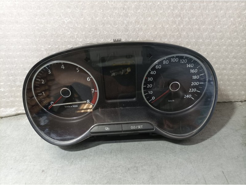 Recambio de cuadro instrumentos para volkswagen polo (6r1) advance referencia OEM IAM 6R0920860F A2C5338733 VDO