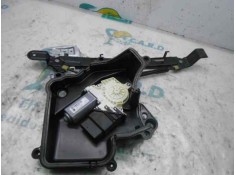 ELEVALUNAS TRASERO DERECHO ELECTRICO