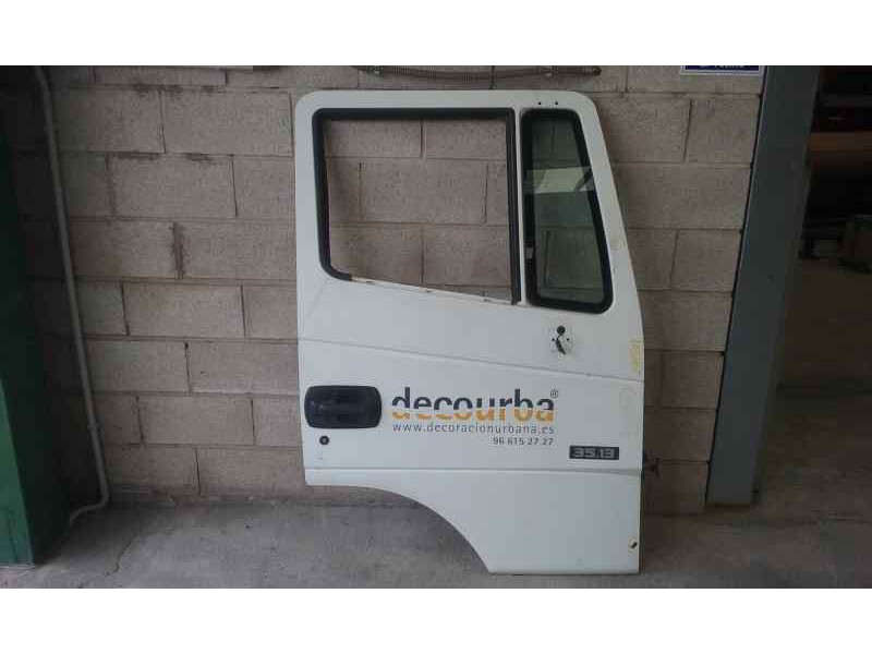 Recambio de puerta delantera derecha para nissan atleon chasis cabina referencia OEM IAM  TOCADA 